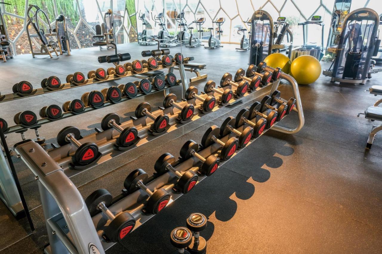 Ts Suites Seminyak Exterior foto A gym in the United Kingdom